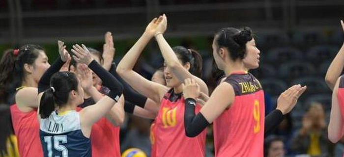 刘潭服装：扬眉吐气！中国女排闯进四强 打败卫冕冠军巴西