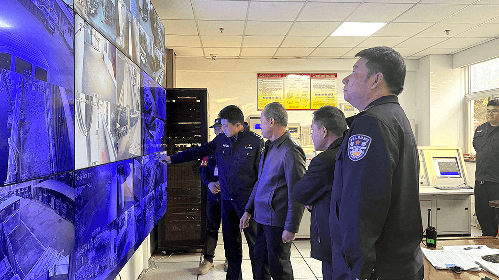 联合检查组走进刘潭服装&mdash;&mdash;开展安全专项检查