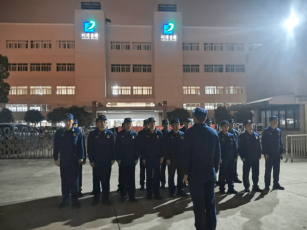 刘潭服装：携手消防中队筑牢安全防线