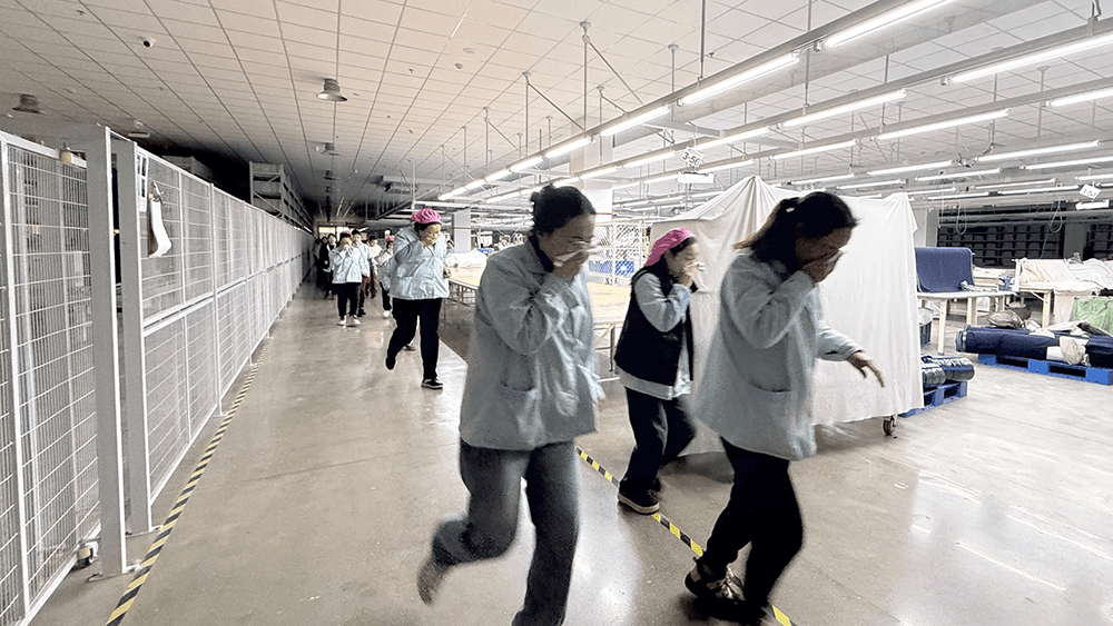 以练筑防安全护航｜刘潭服装开展全员应急疏散演练